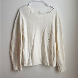 Uniqlo Cream 3D Knit Sweater
